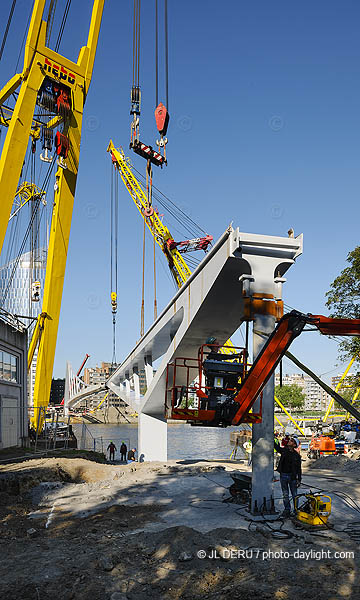 Liège - passerelle sur la Meuse